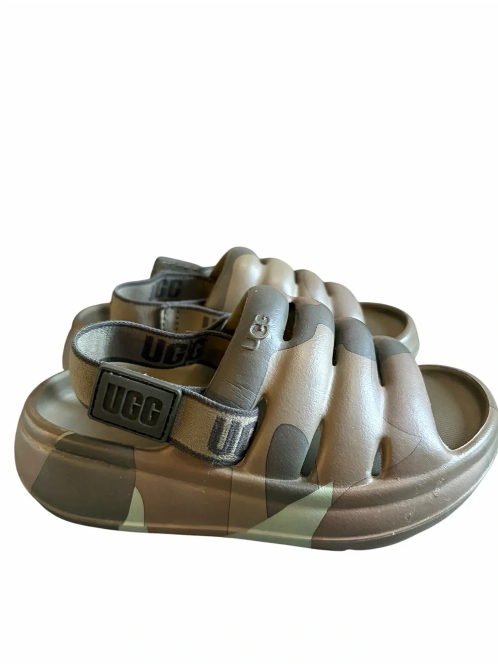 UGG Kids' sport yeah Camo Foam Sandals in Green and Brown Toddler 9